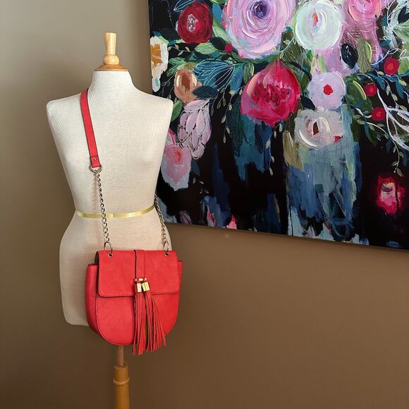 Dolce Vita Red Tassel Crossbody Bag - Picture 1 of 11